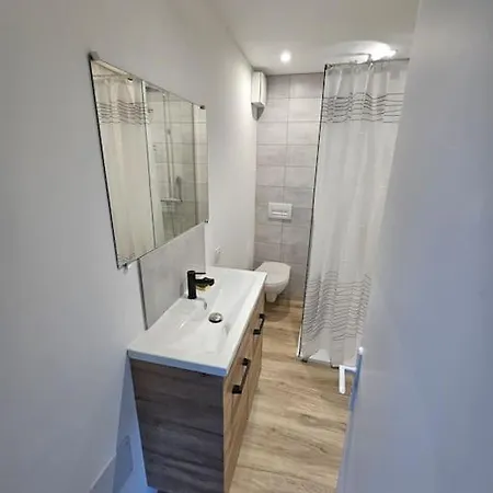 Superbe 2 Personnes A La Montagne Bagnères-de-Luchon